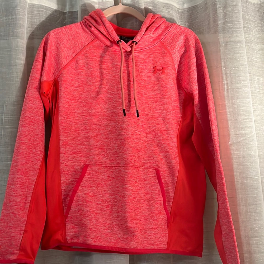 Pink patterned sweatshirt